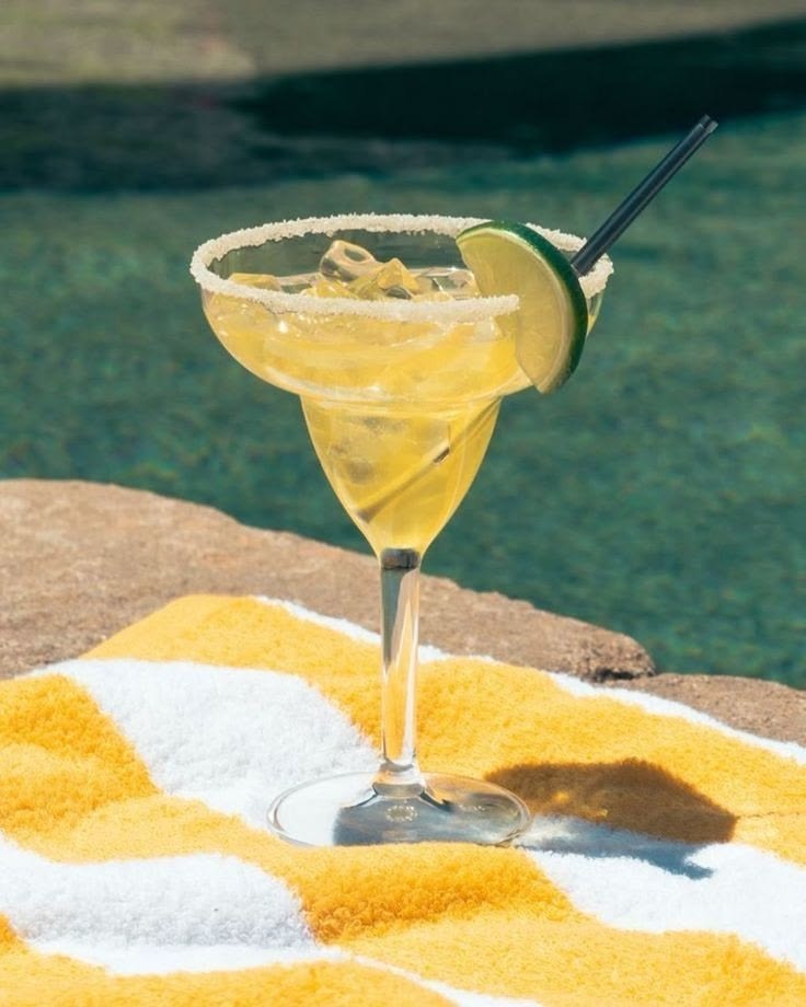 Margarita by the sea